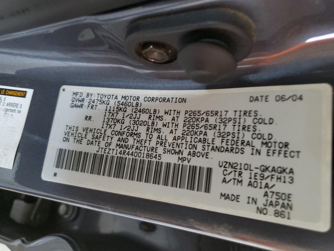 2004 Toyota 4Runner - Image 14