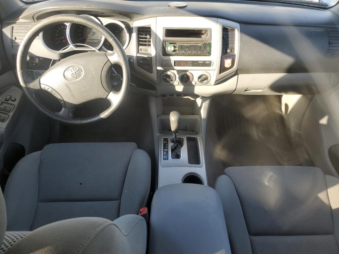 2010 Toyota Tacoma - Image 8