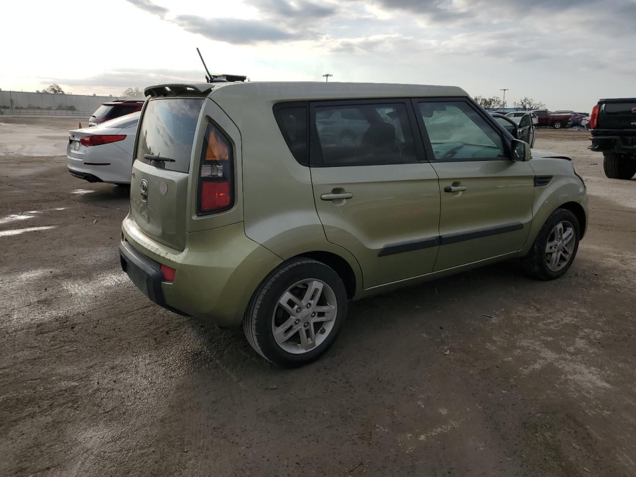 2011 Kia Soul - Image 3
