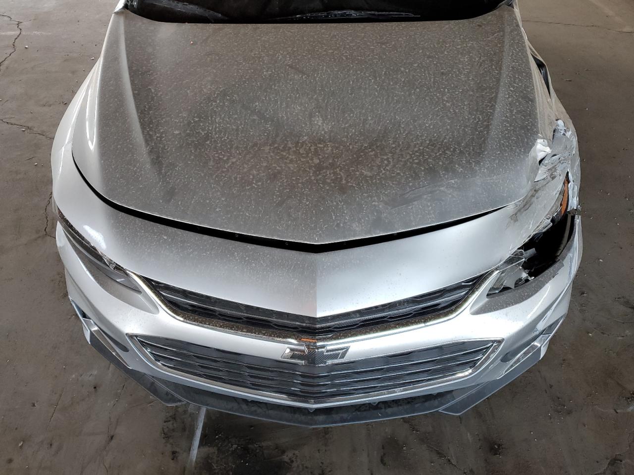 2017 Chevrolet Malibu - Image 11