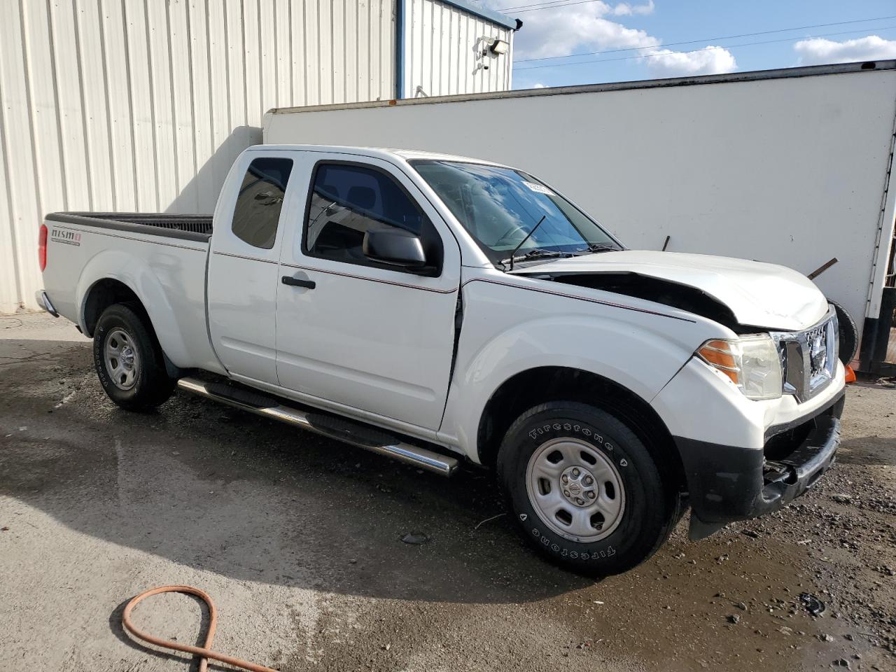 2015 Nissan Navara (Frontier) - Image 4