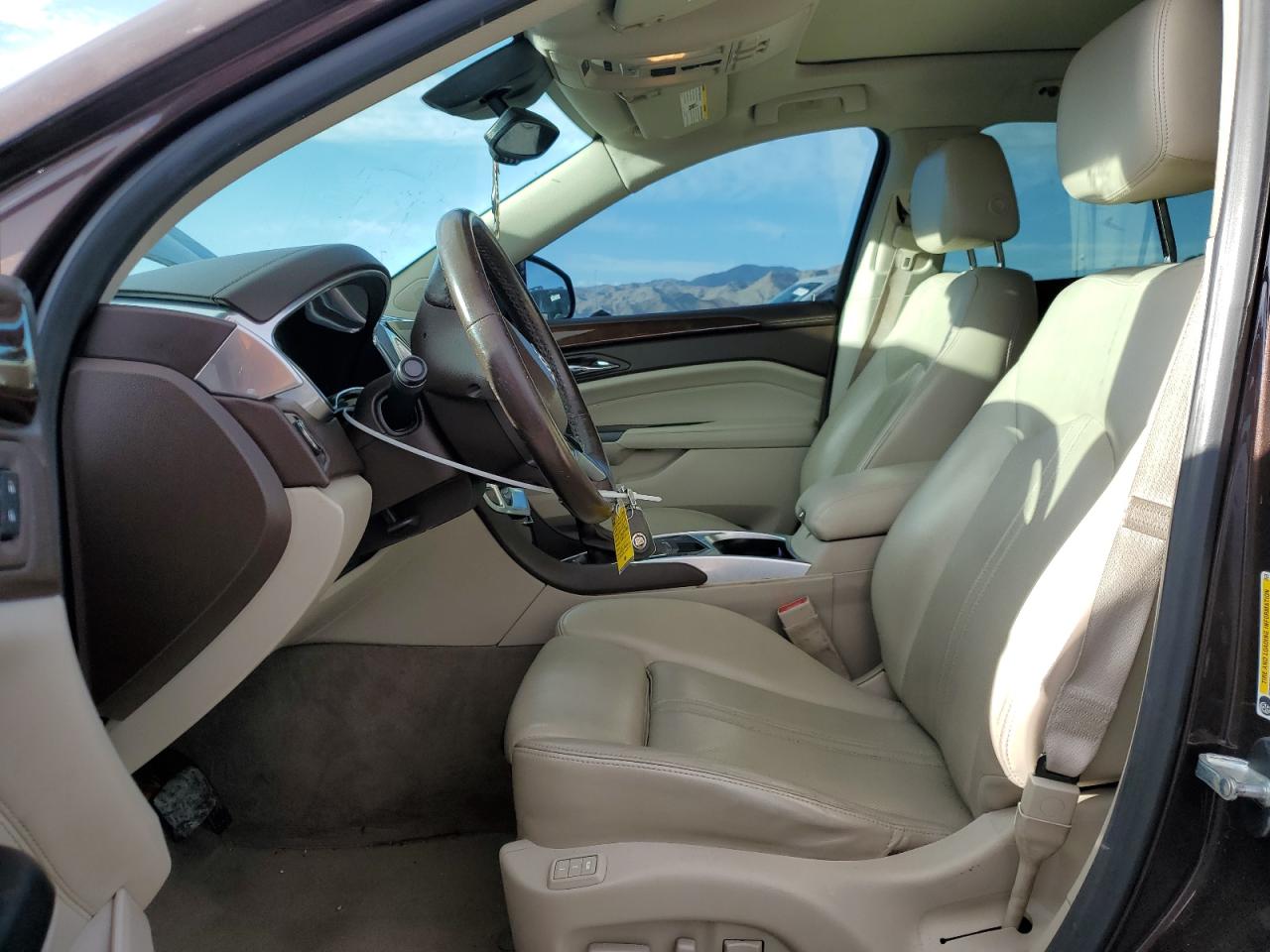 2015 Cadillac SRX - Image 7