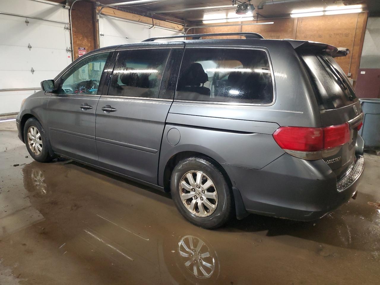 2010 Honda Odyssey - Image 3
