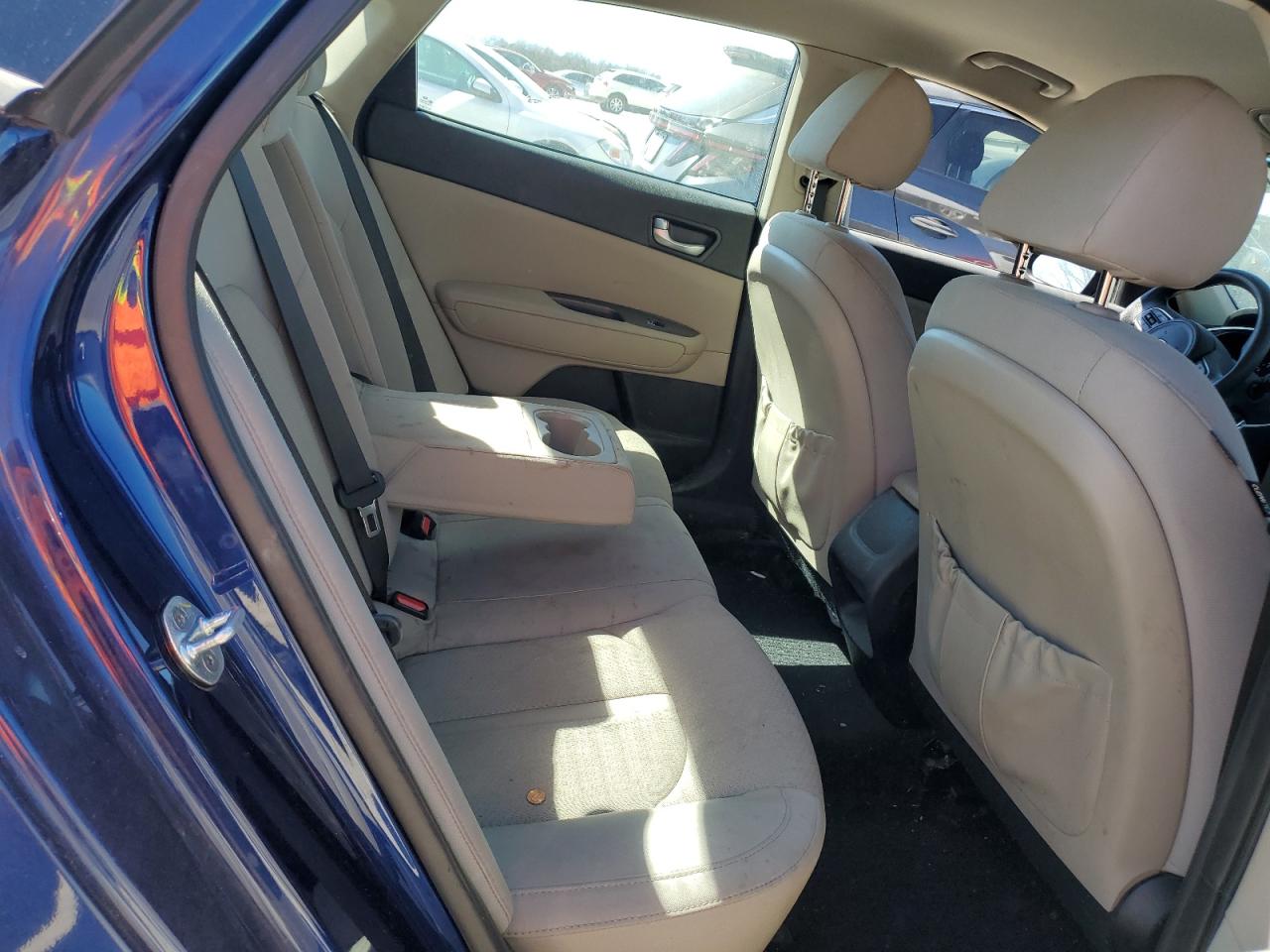 2016 Kia Optima - Image 10