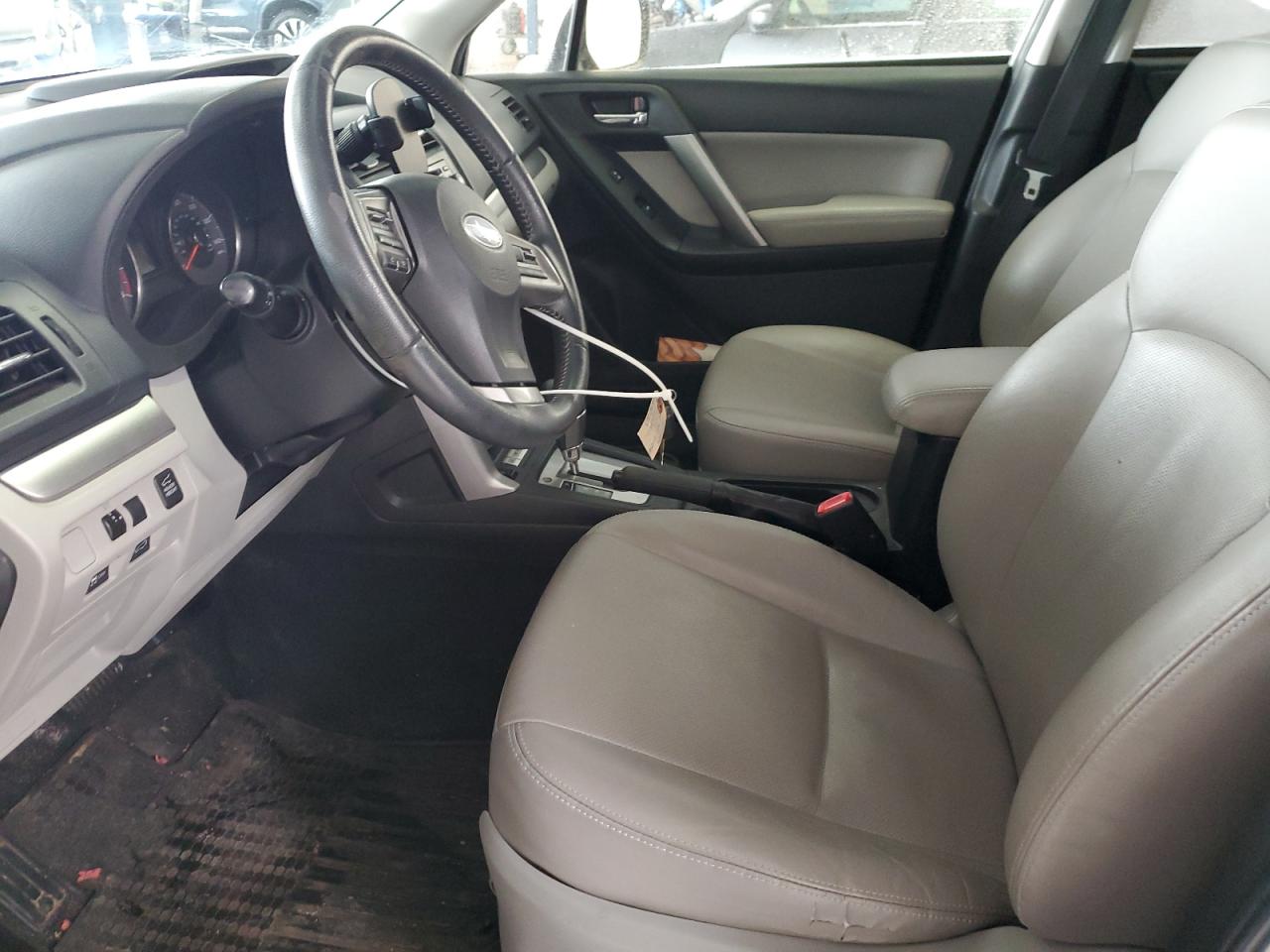 2014 Subaru Forester - Image 7