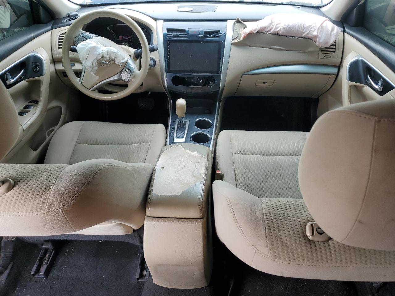 2015 Nissan Altima - Image 8
