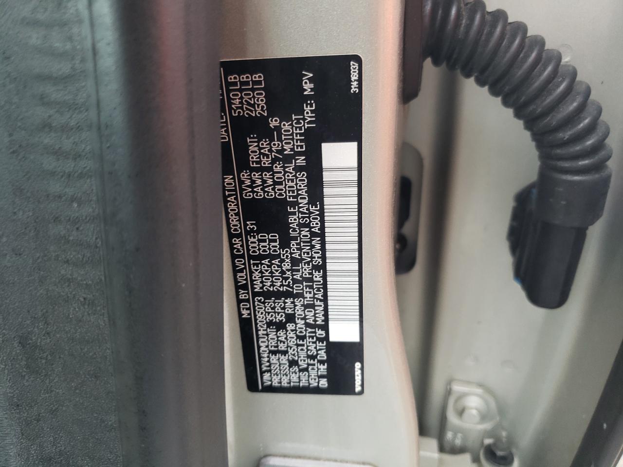 2017 Volvo XC60 - Image 13