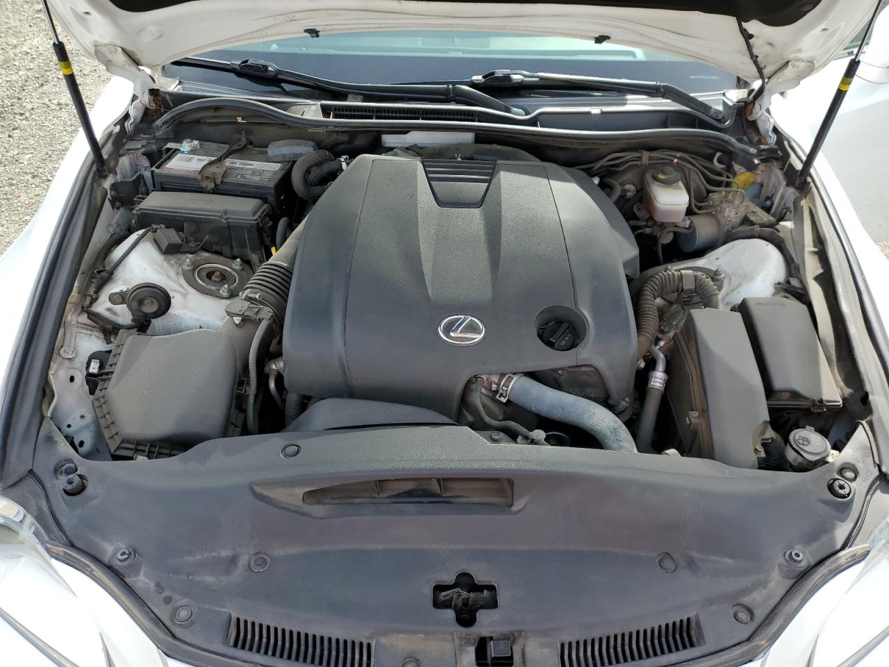 2015 Lexus IS - Image 11