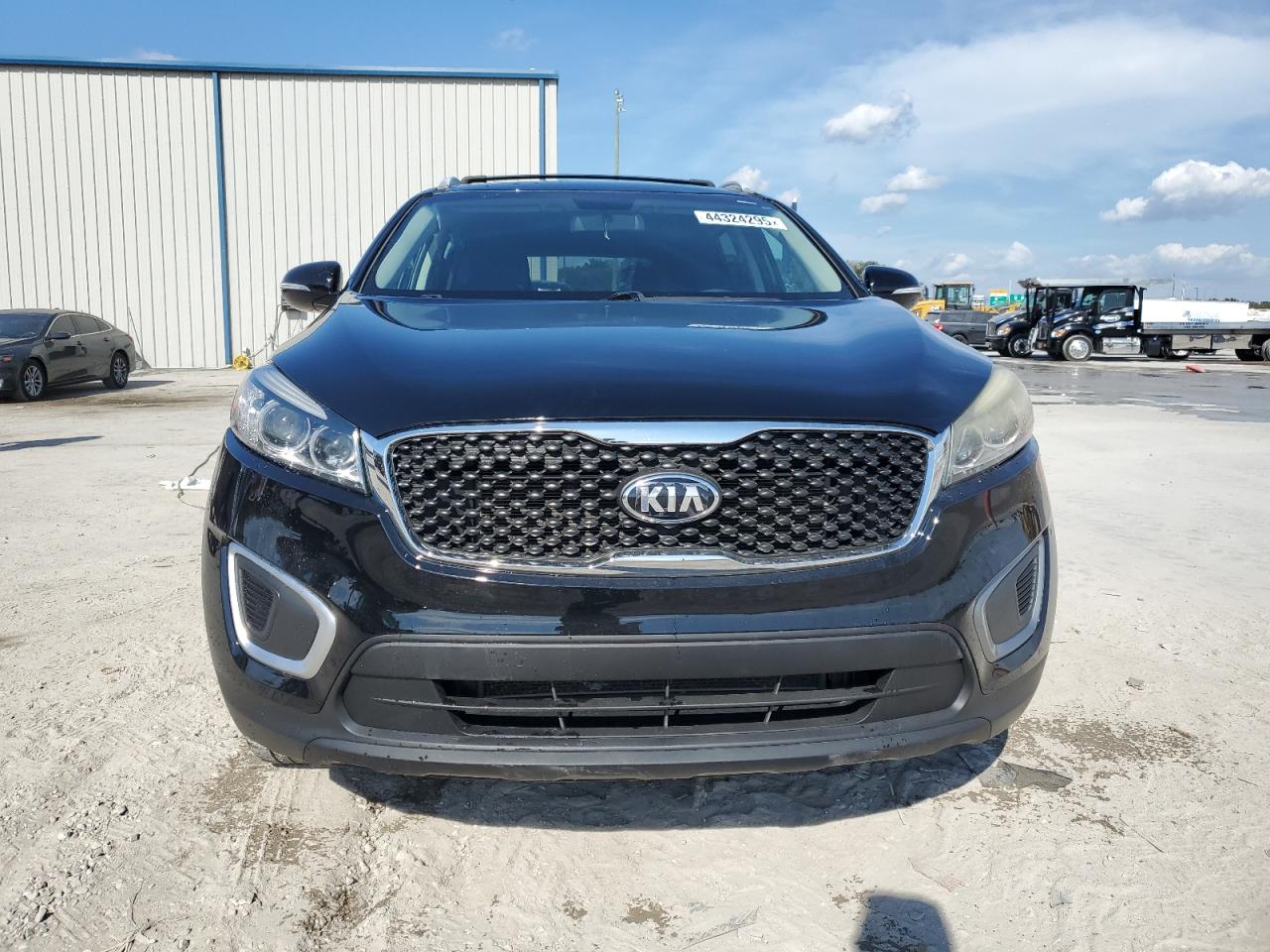 2016 Kia Sorento - Image 5