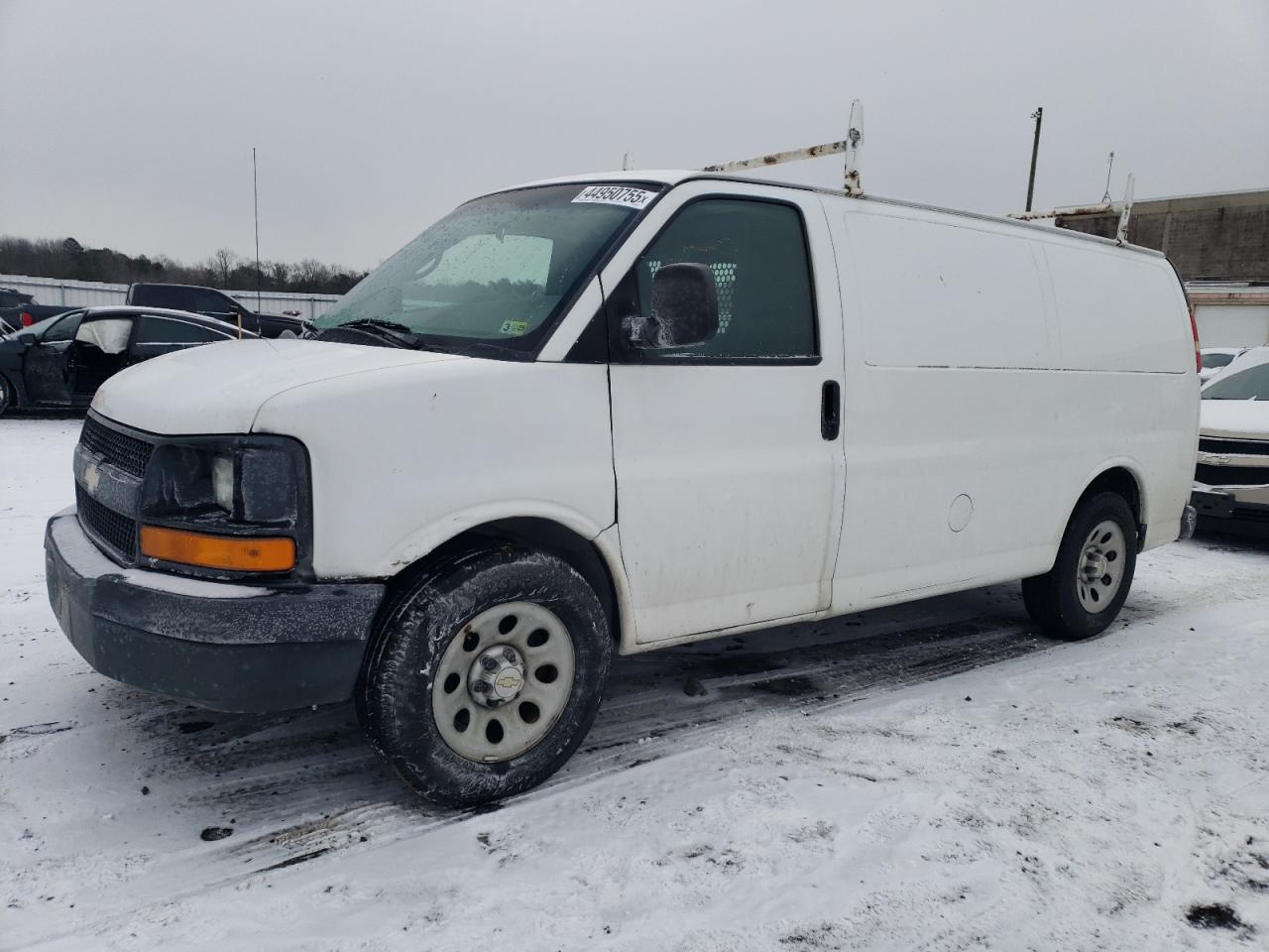 2013 Chevrolet Express - Image 1