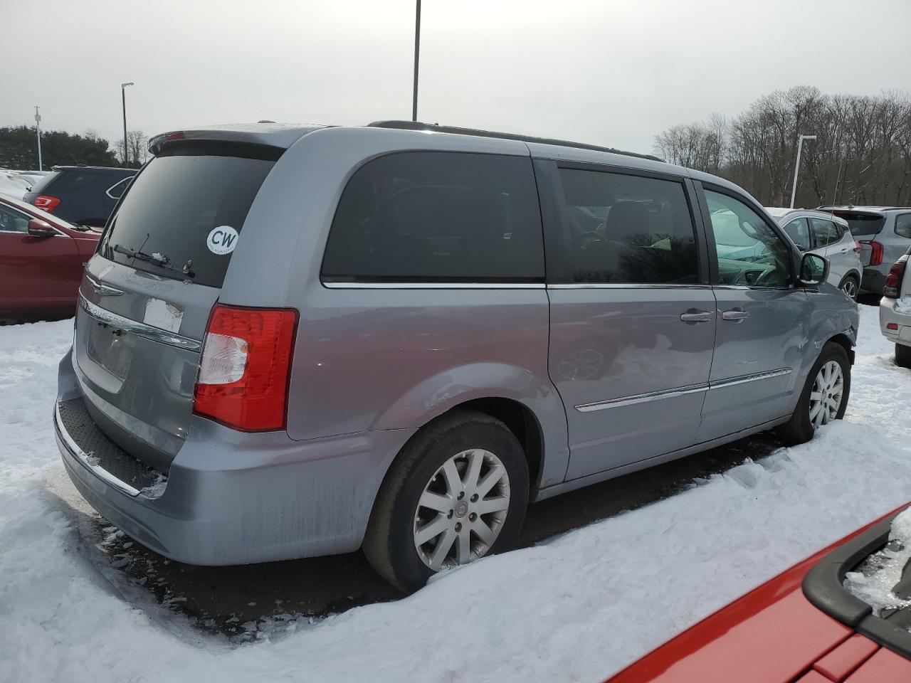 2013 Chrysler Town & Country - Image 3