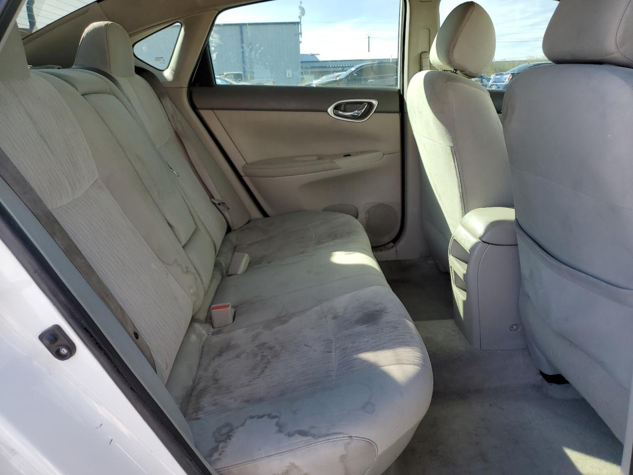 2014 Nissan Sentra - Image 11
