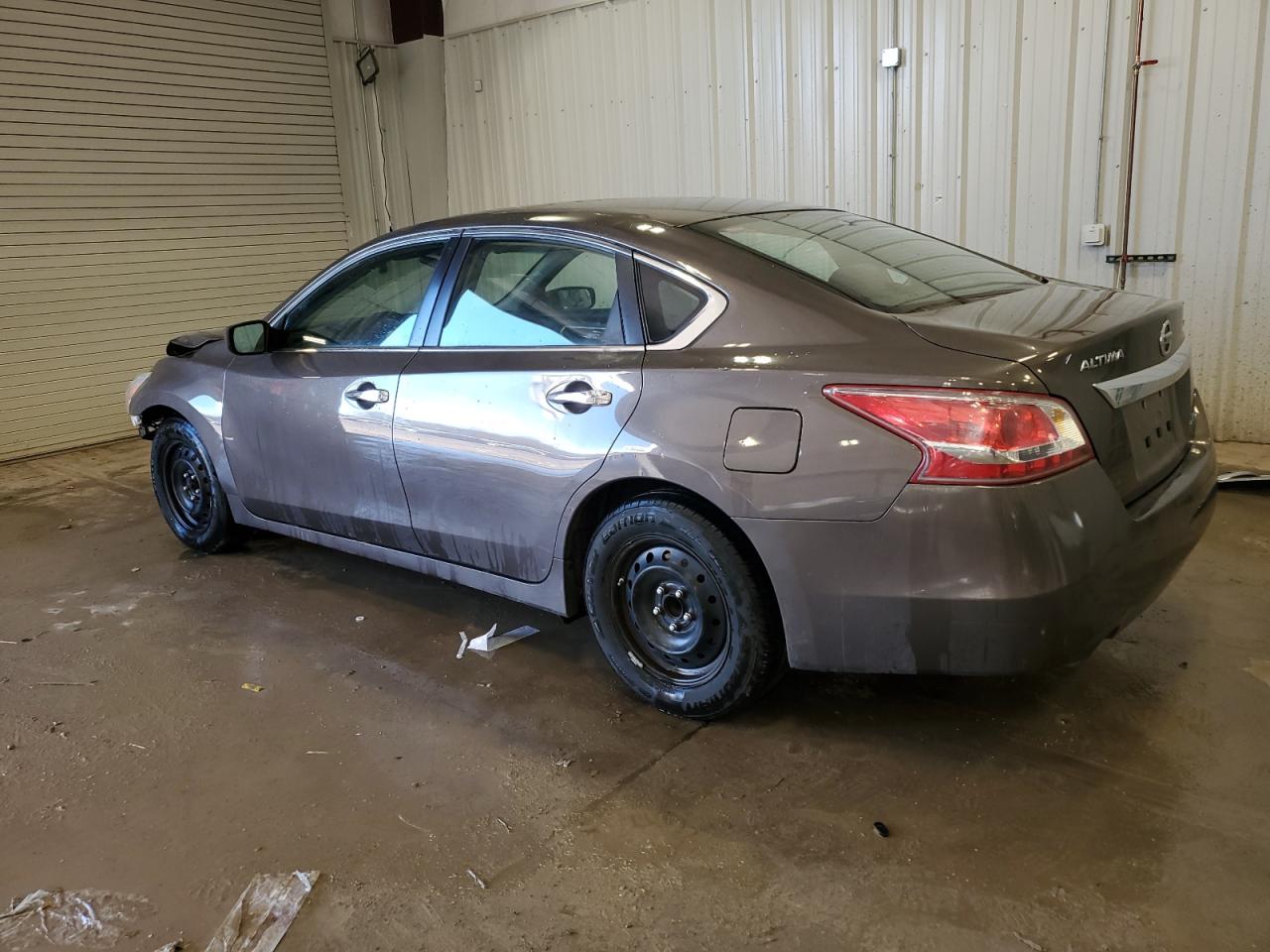2013 Nissan Altima - Image 2
