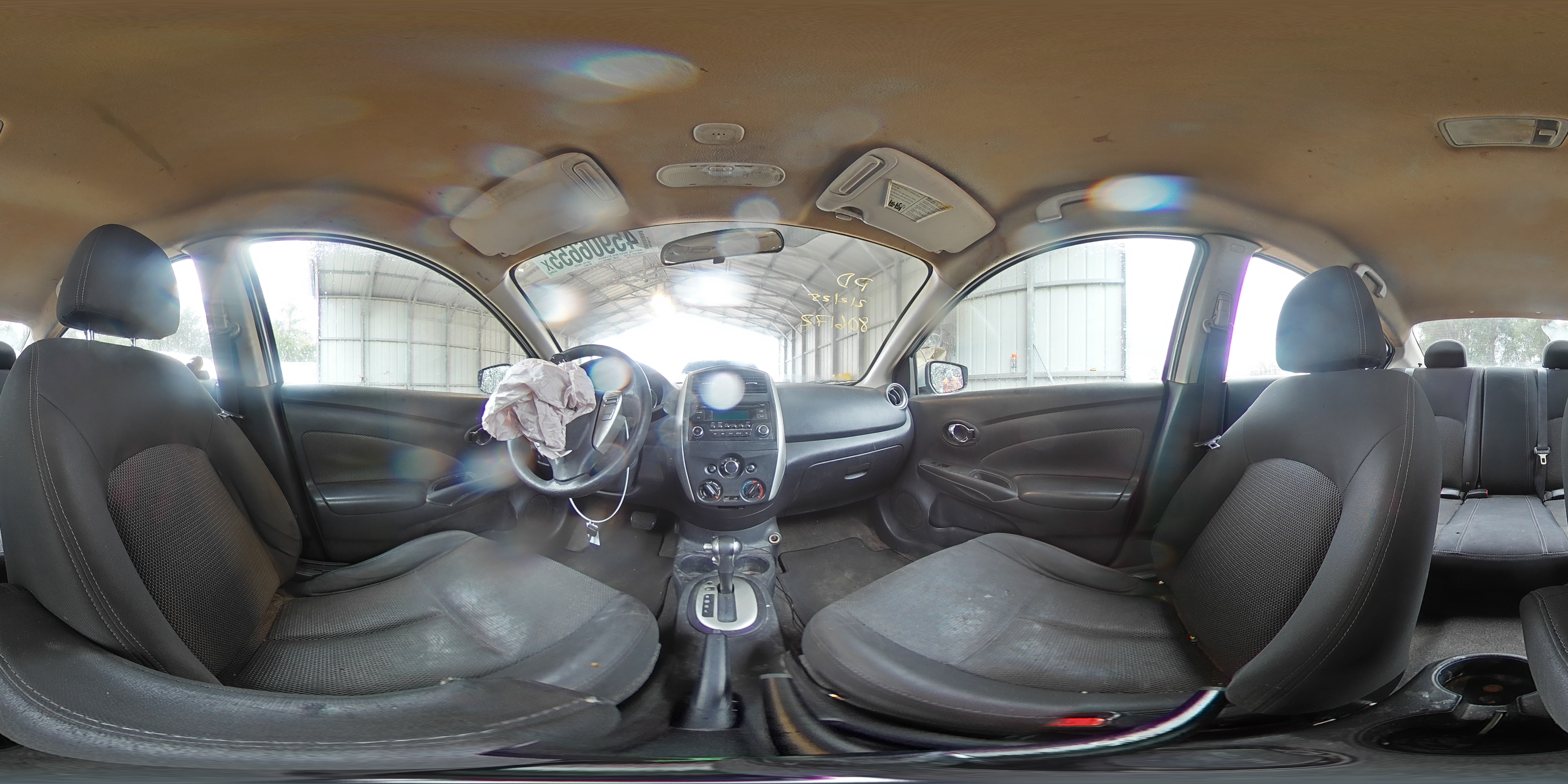2017 Nissan Versa - Image 13