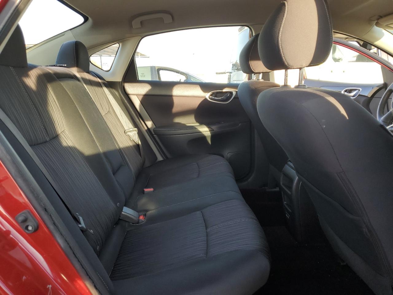 2018 Nissan Sentra - Image 10