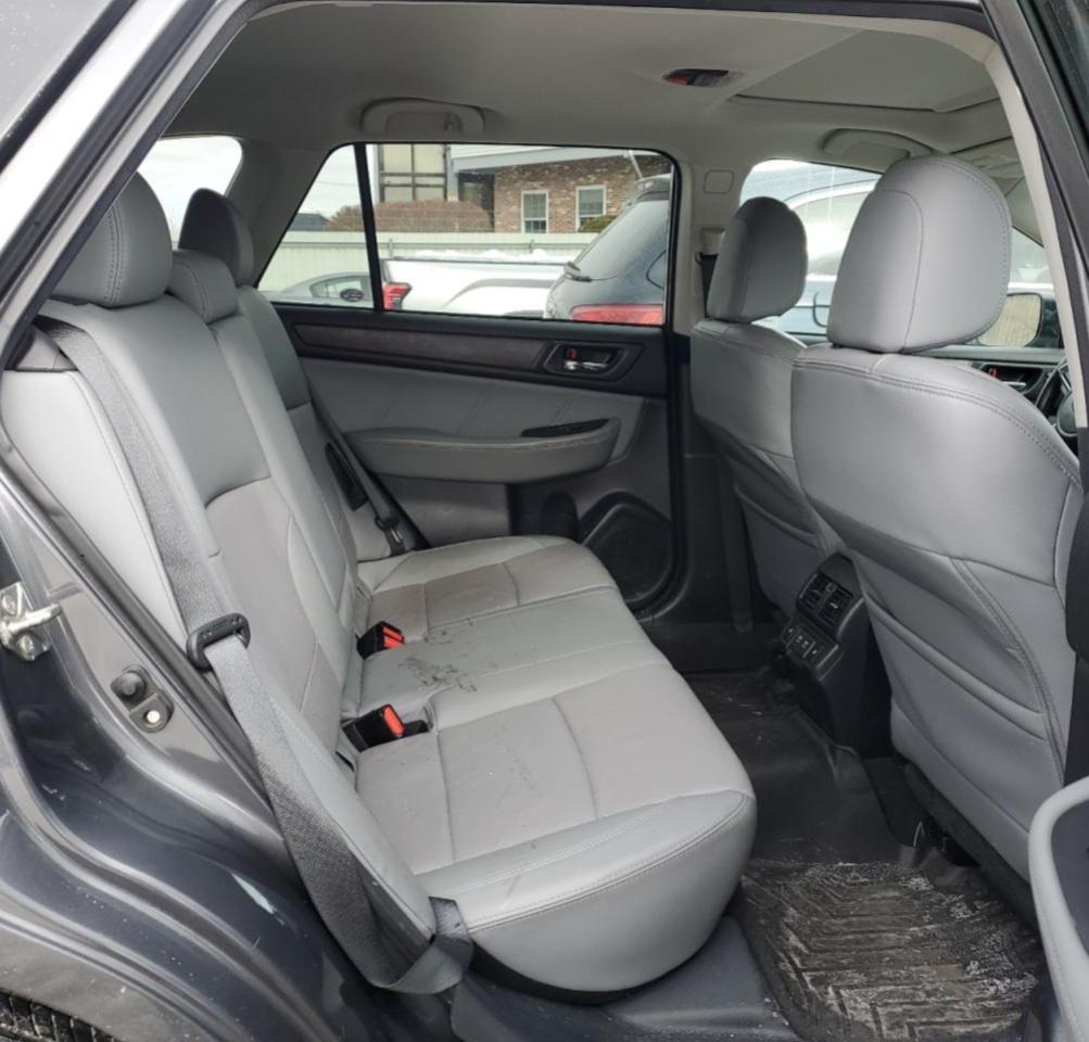 2019 Subaru Outback - Image 11