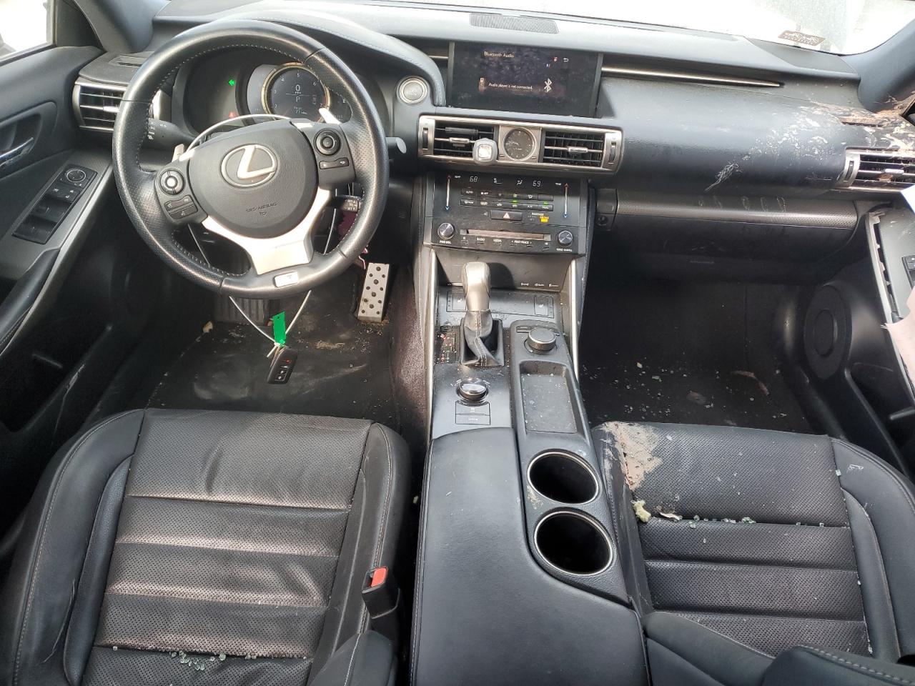 2014 Lexus IS - Image 8