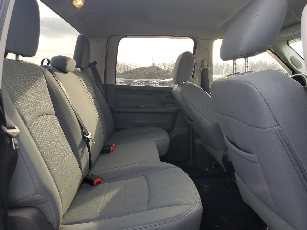 2014 RAM 1500 - Image 10