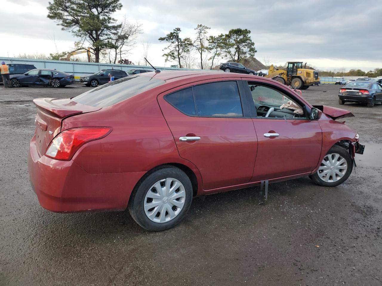 2017 Nissan Versa - Image 3