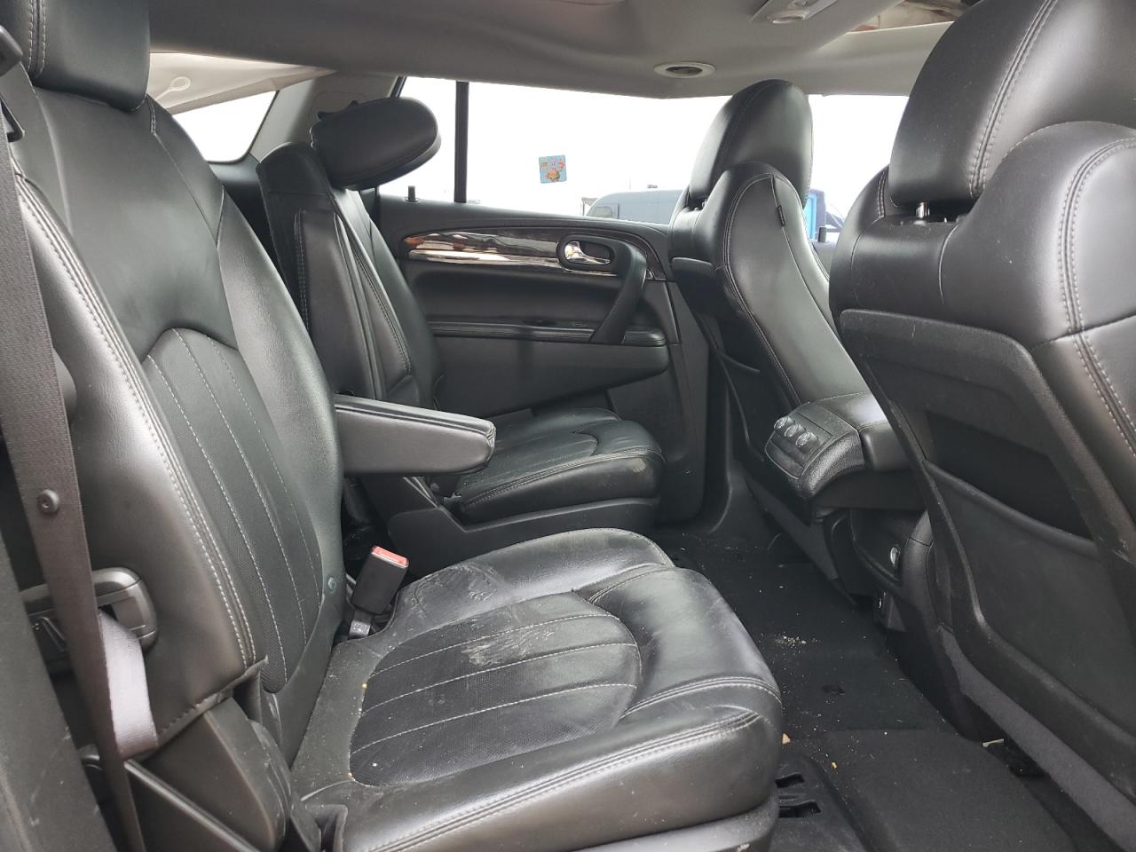 2016 Buick Enclave - Image 10