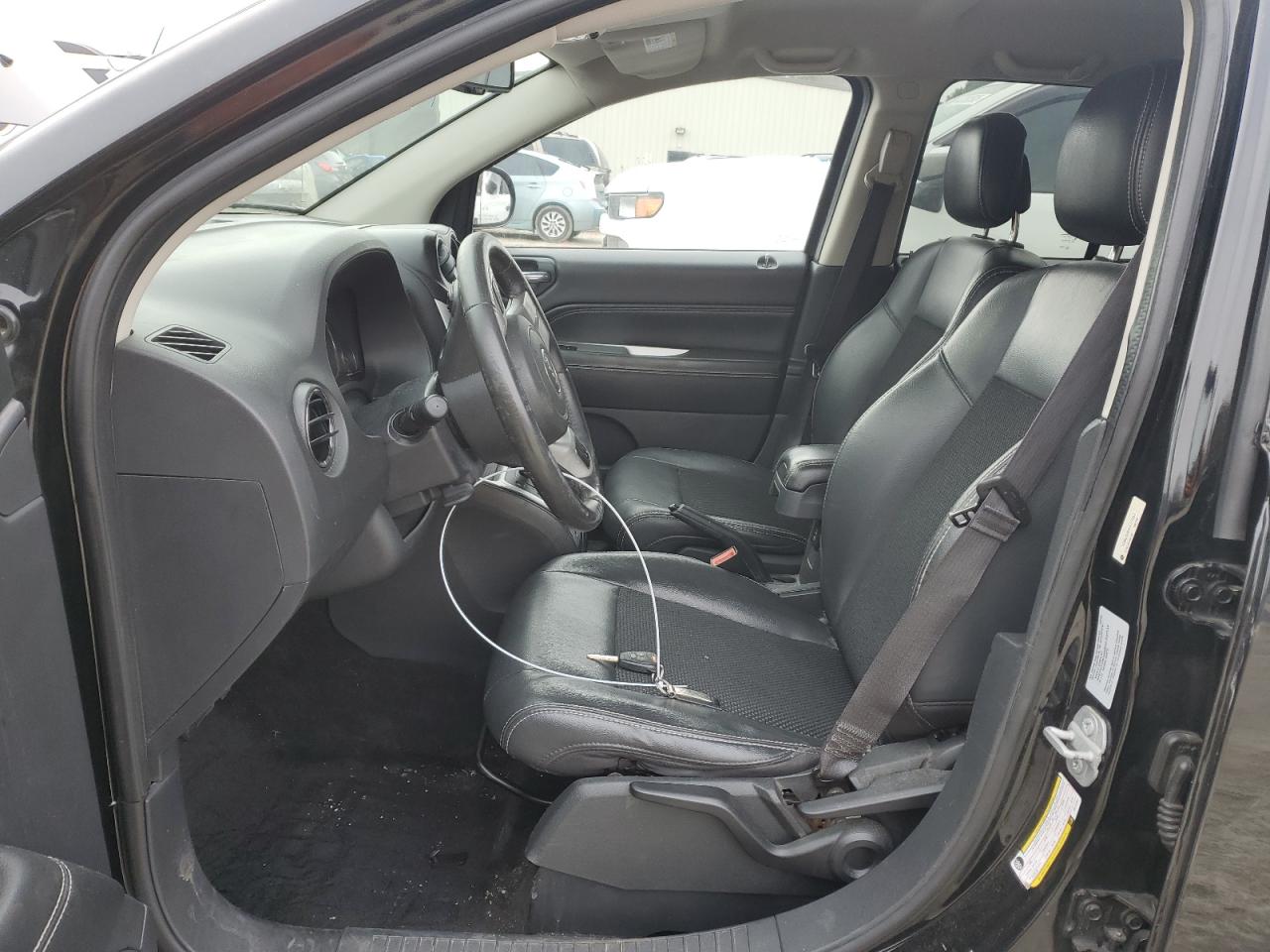 2015 Jeep Compass - Image 7