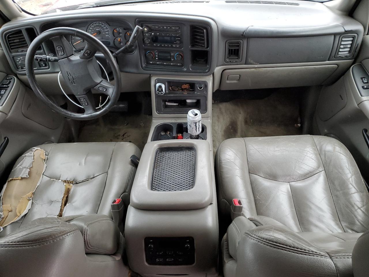 2004 Chevrolet Tahoe - Image 8