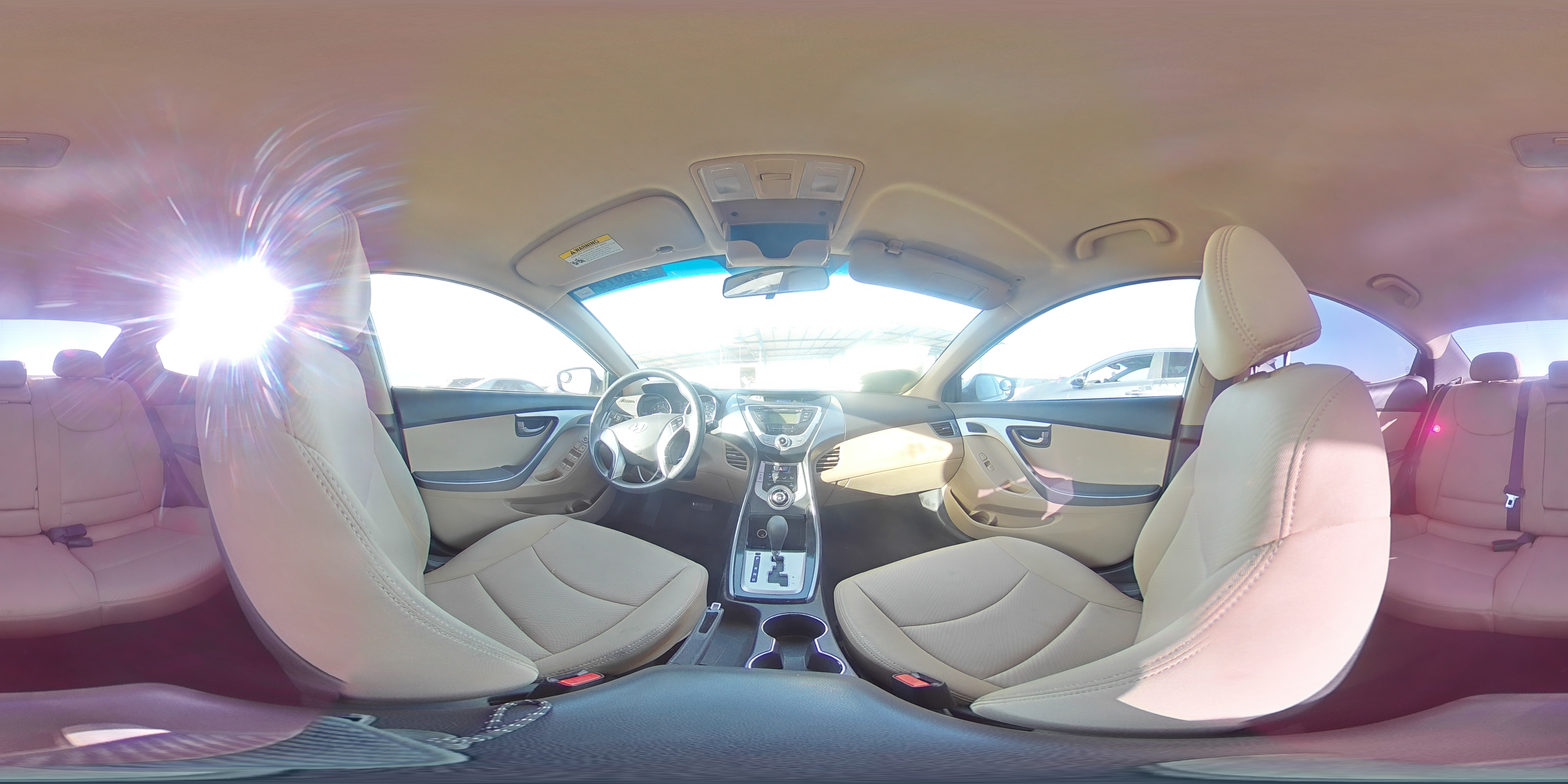 2012 Hyundai Elantra - Image 13