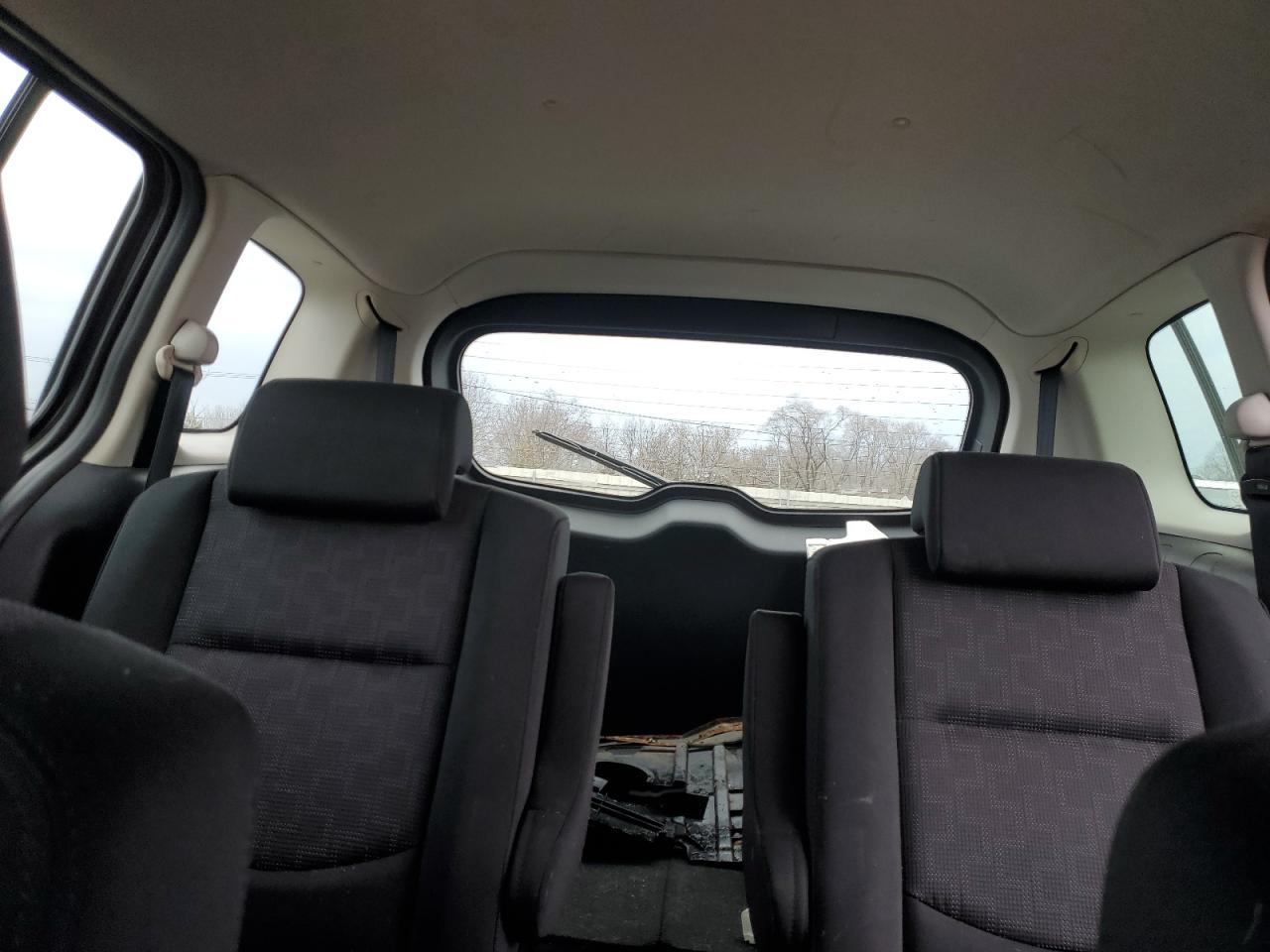 2009 Mazda 5 - Image 10