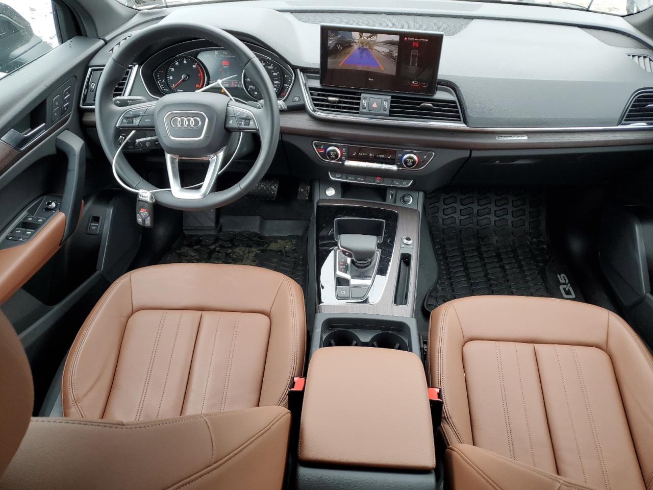 2024 Audi Q5 - Image 8