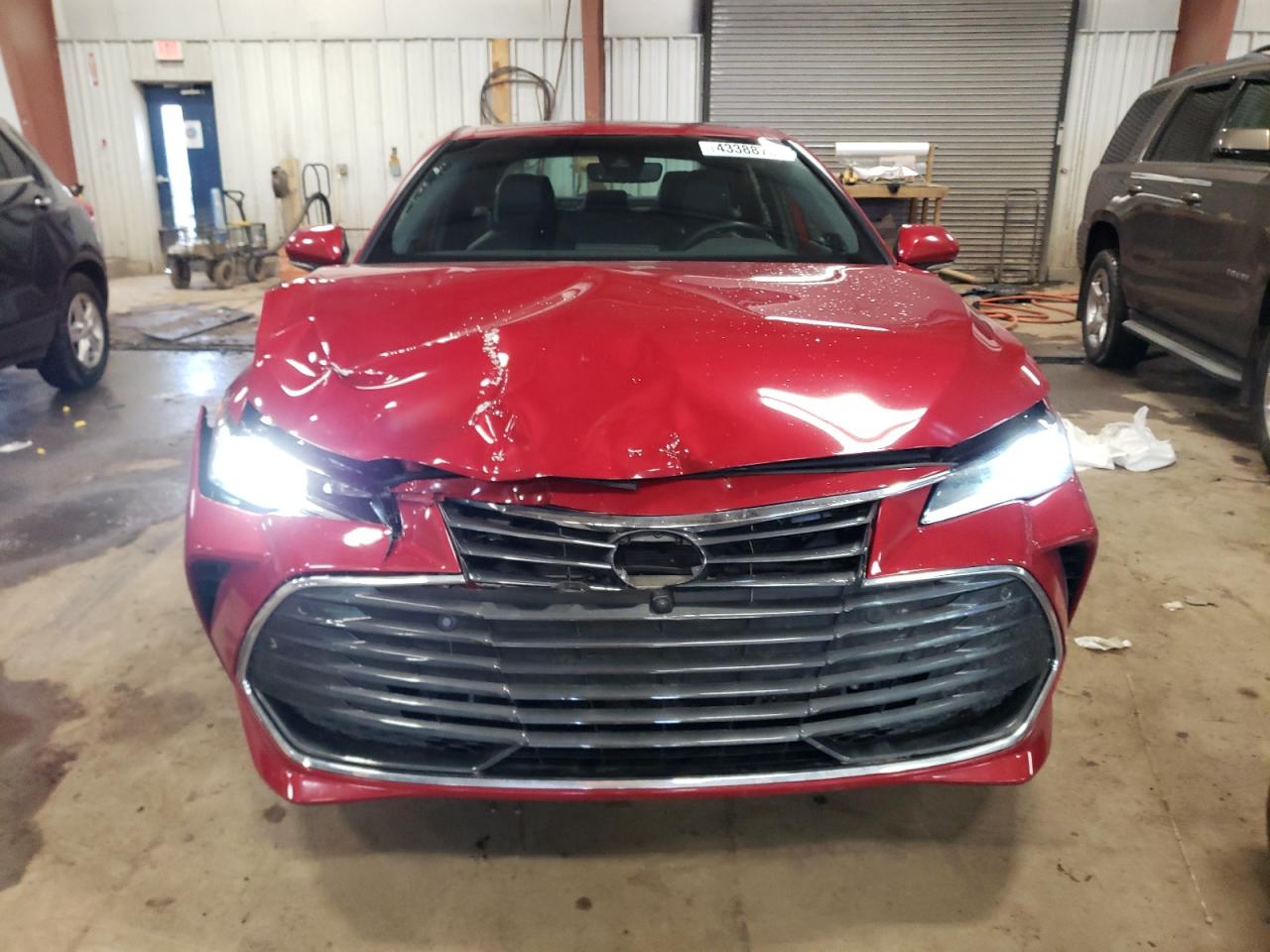 2021 Toyota Avalon - Image 5