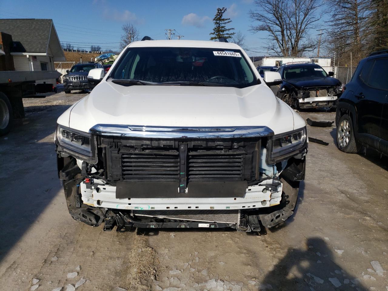 2022 GMC Acadia - Image 5