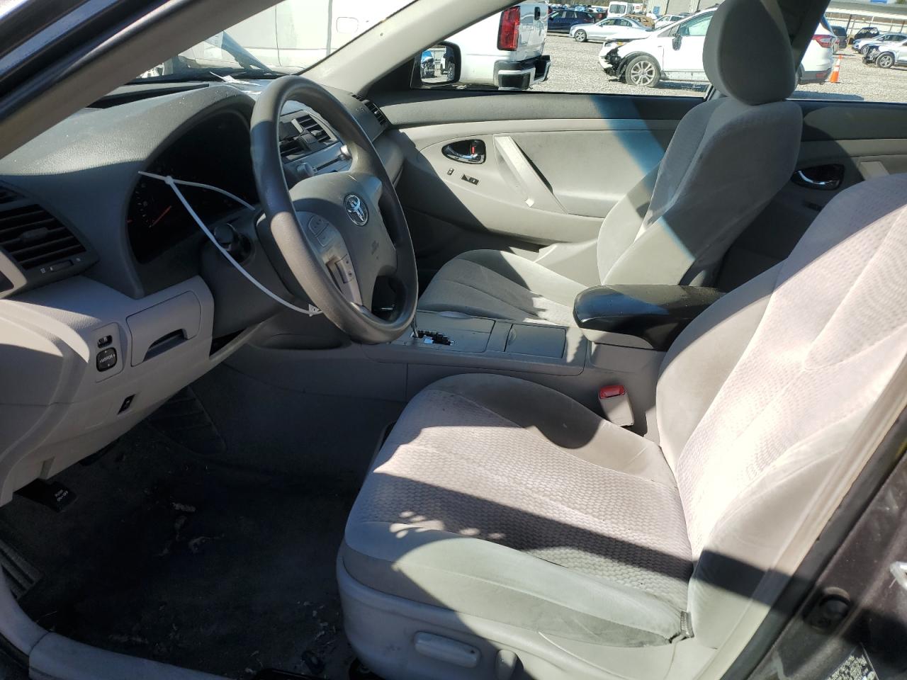 2011 Toyota Camry - Image 7
