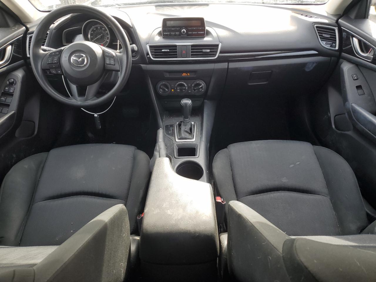 2014 Mazda 3 - Image 8