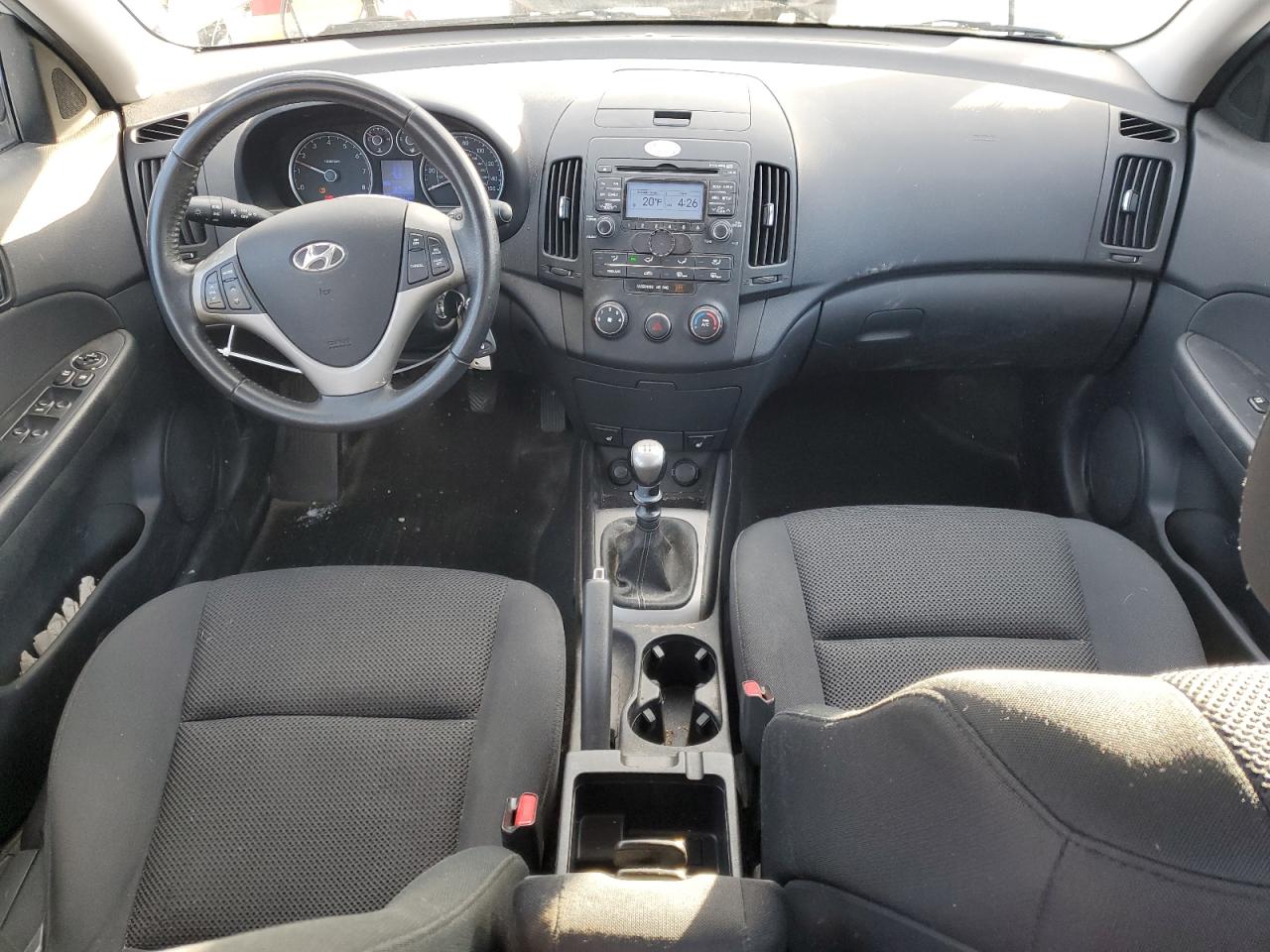 2009 Hyundai Elantra - Image 8