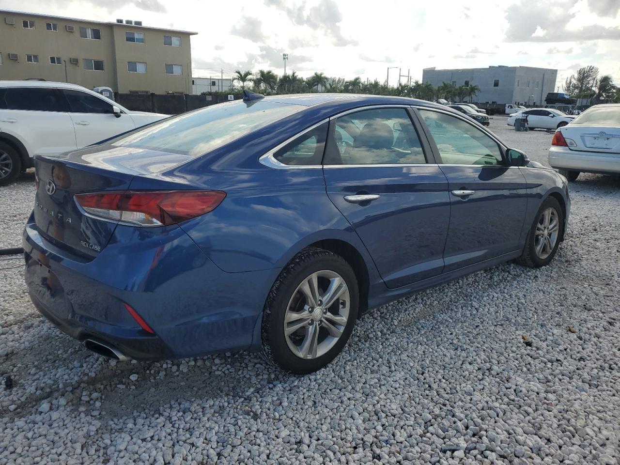 2019 Hyundai Sonata - Image 3