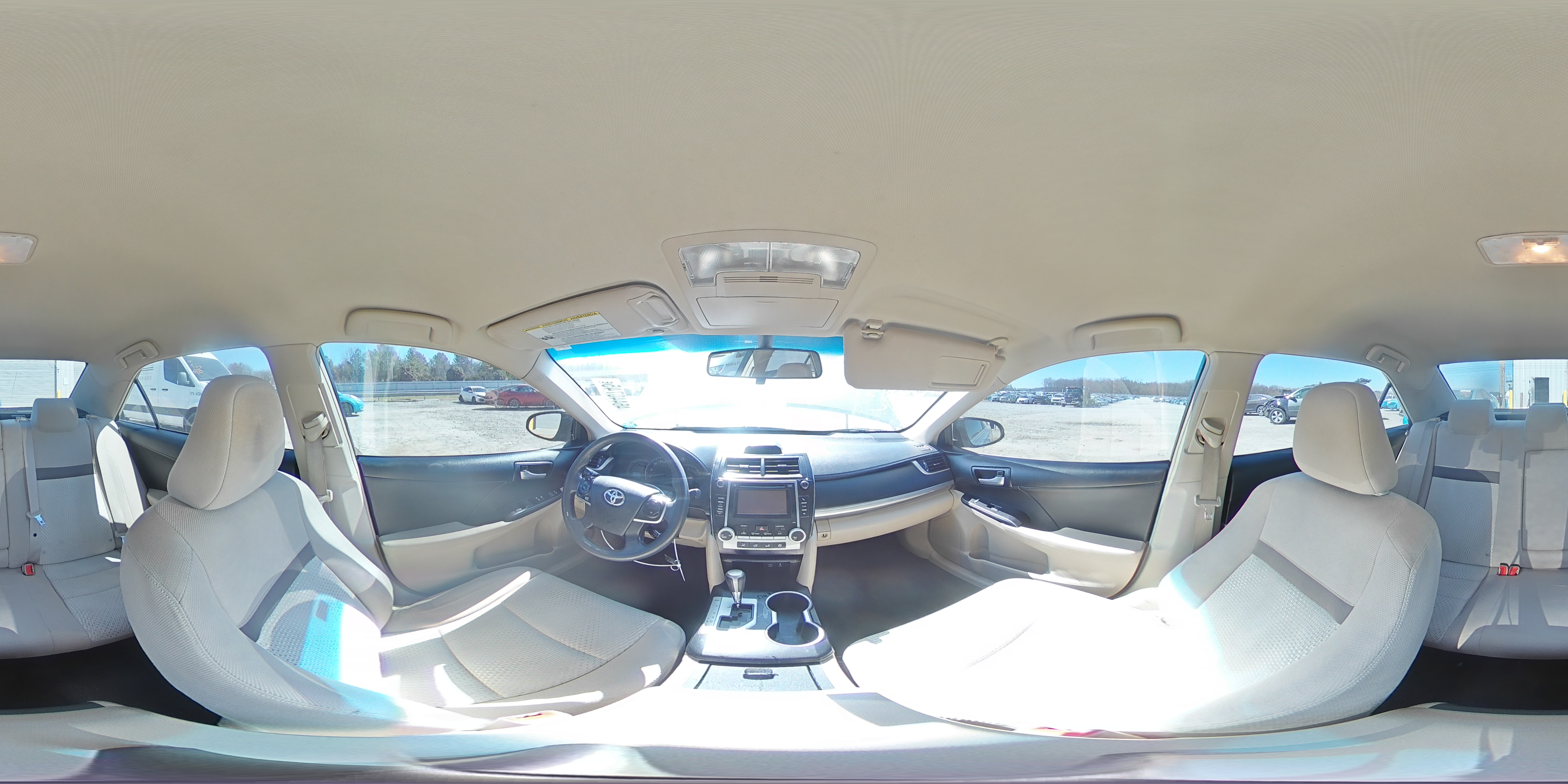 2013 Toyota Camry - Image 14