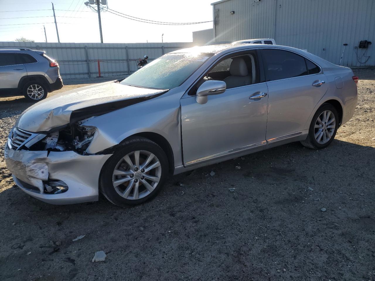2011 Lexus ES - Image 1