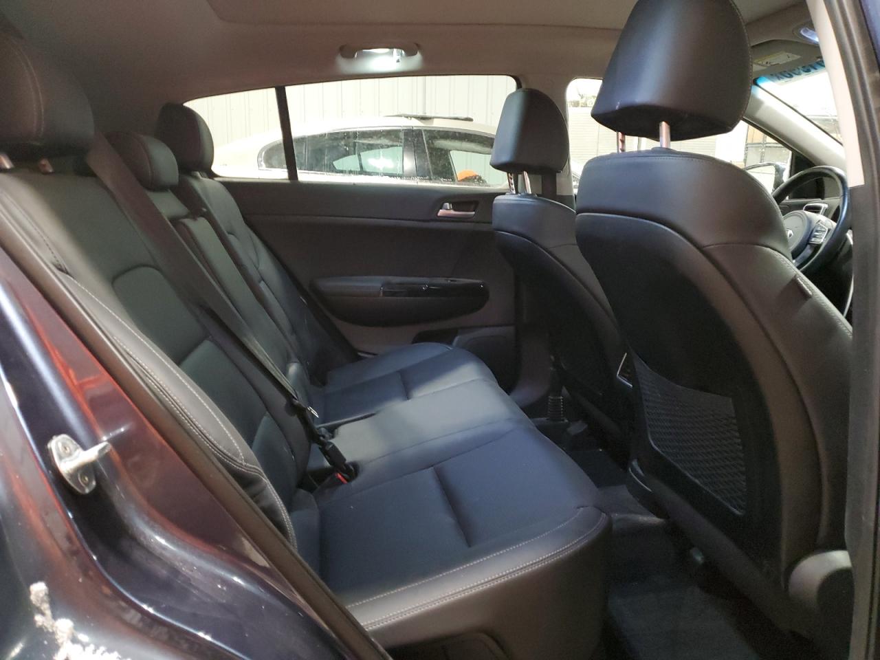 2021 Kia Sportage - Image 11