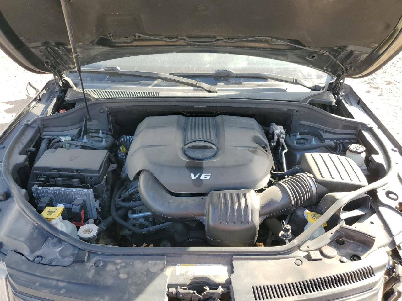2014 Jeep Grand Cherokee - Image 12