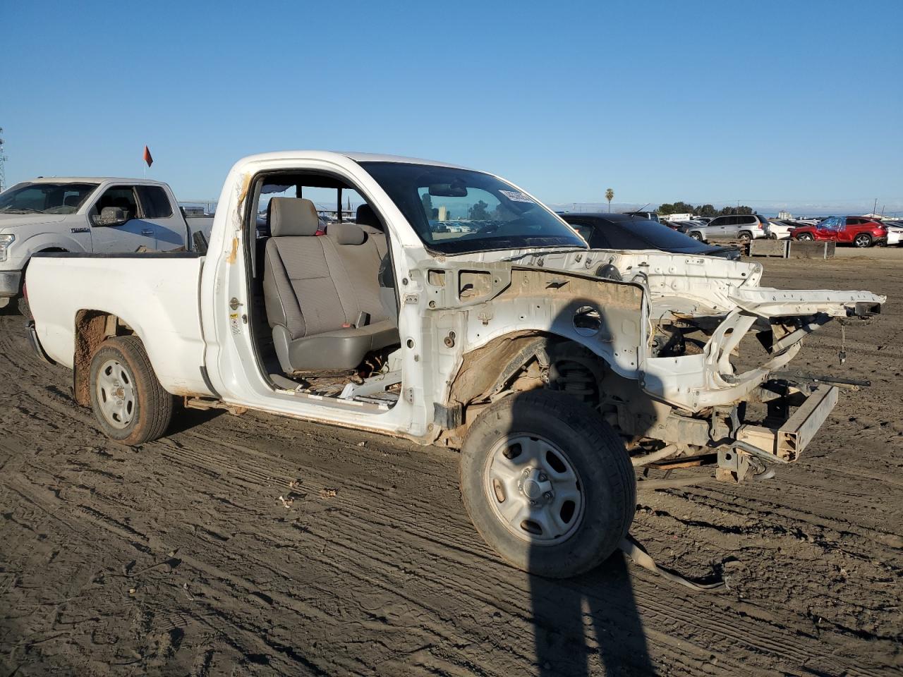 2014 Toyota Tacoma - Image 4