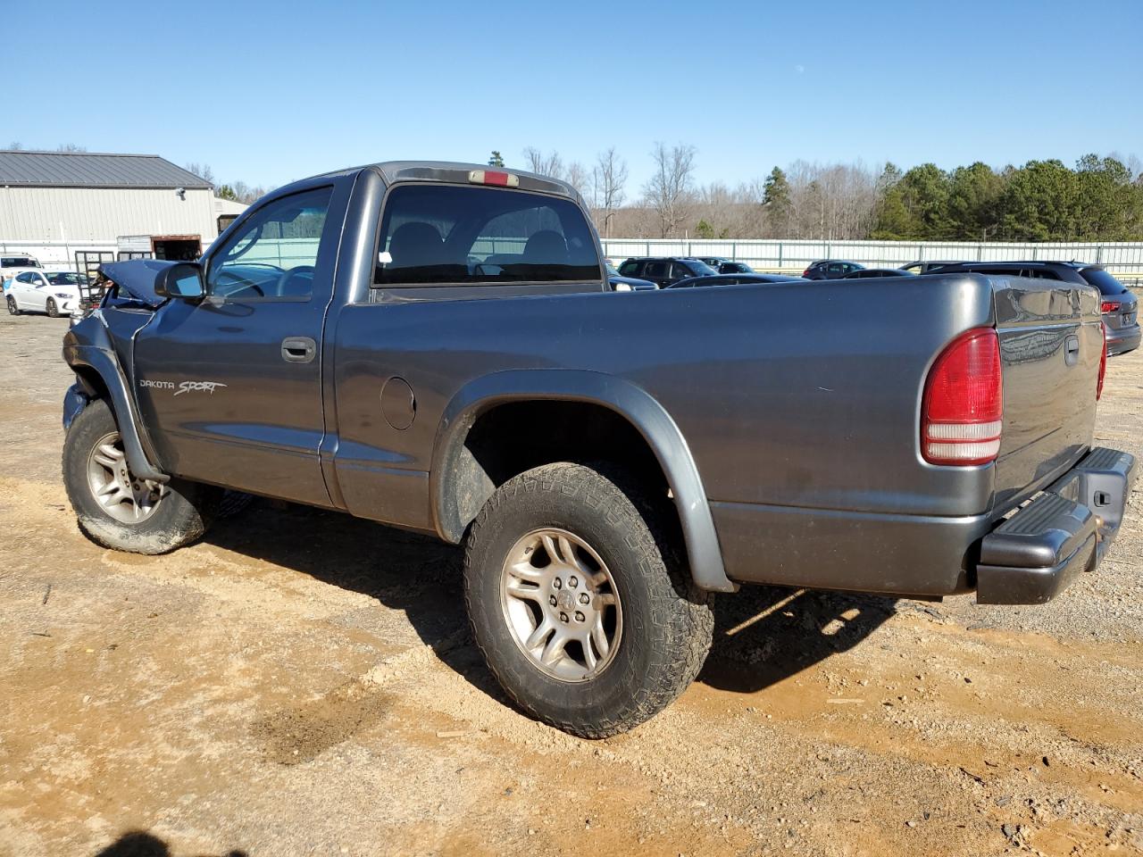 2001 Dodge Dakota - Image 2