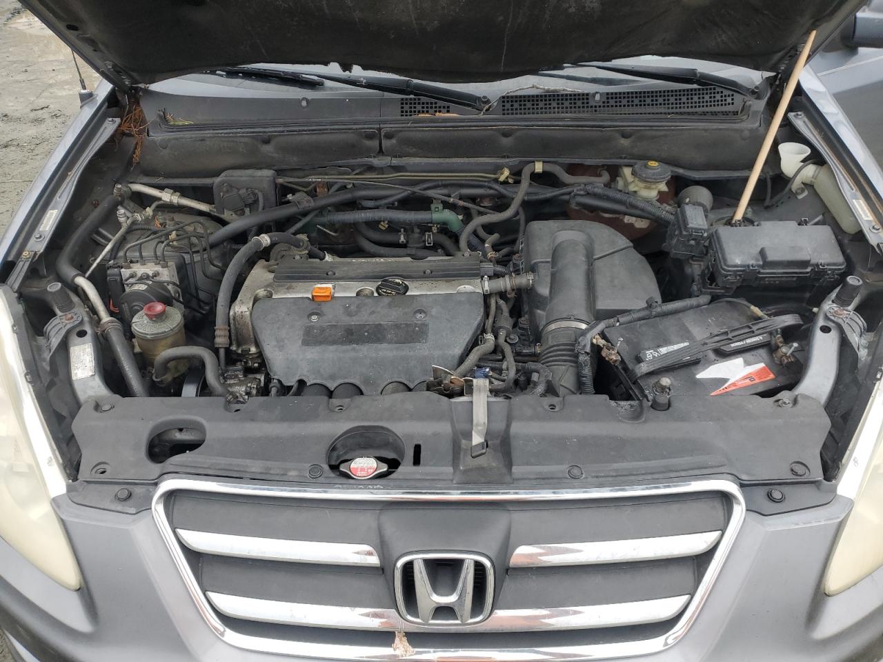 2005 Honda CR-V - Image 12