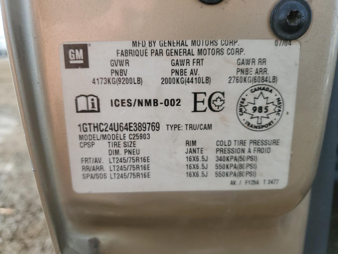 2004 GMC Sierra - Image 12