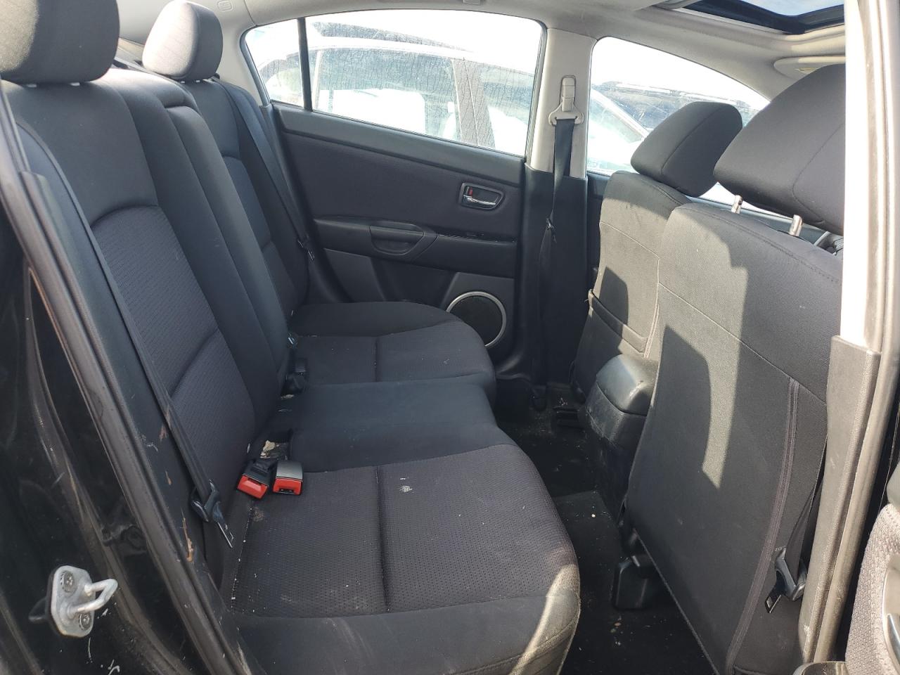 2009 Mazda 3 - Image 10