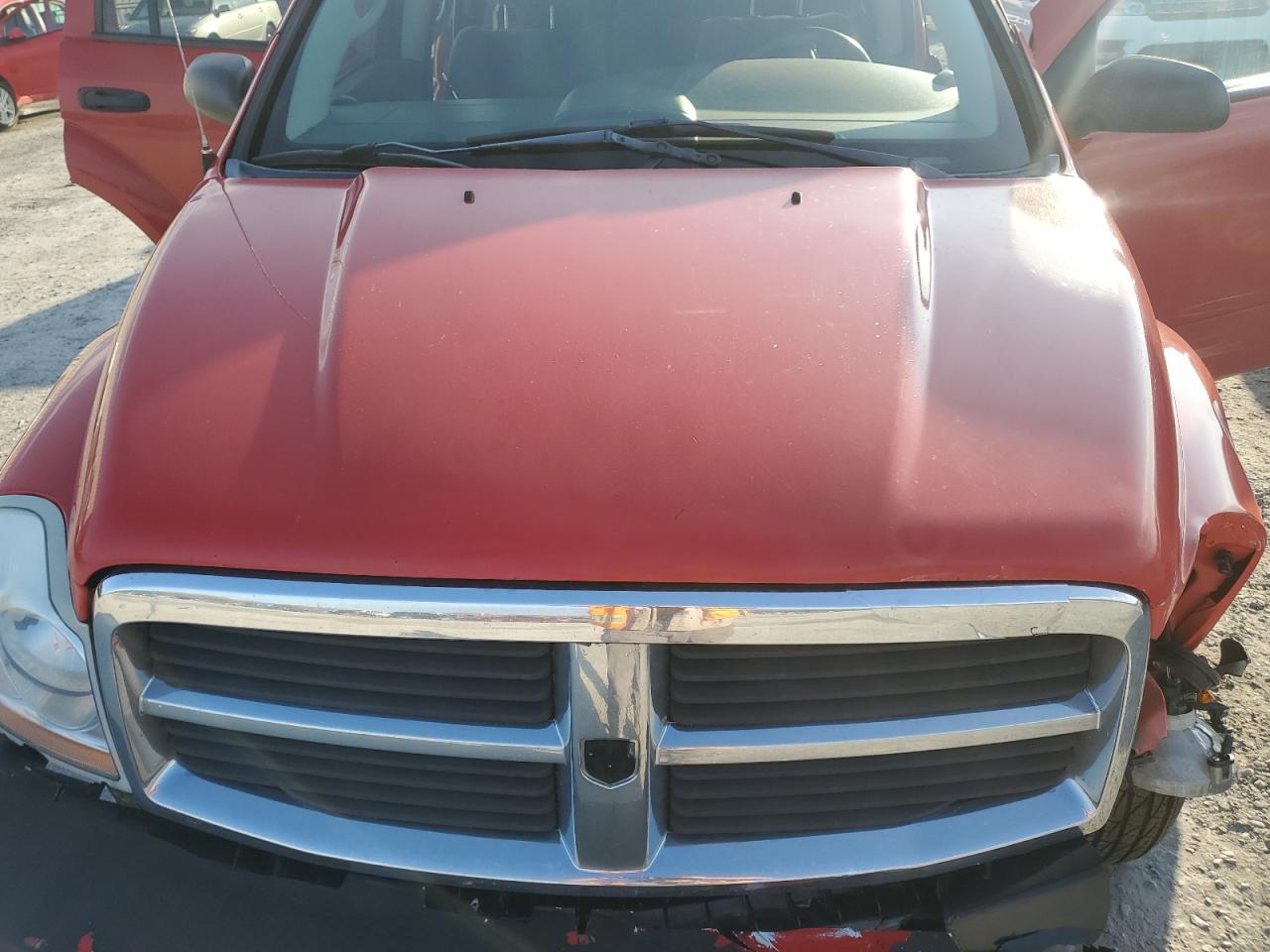 2004 Dodge Durango - Image 12