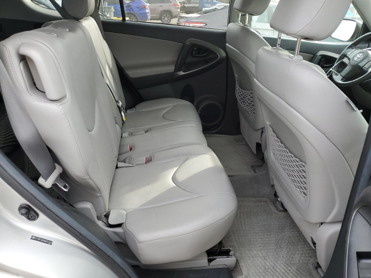 2012 Toyota RAV 4 - Image 11