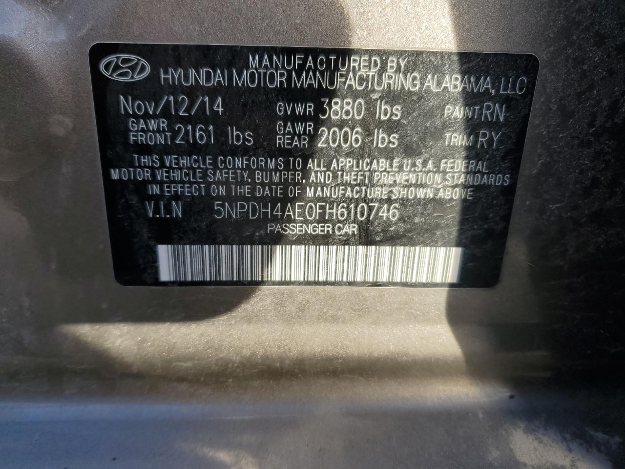 2015 Hyundai Elantra - Image 12