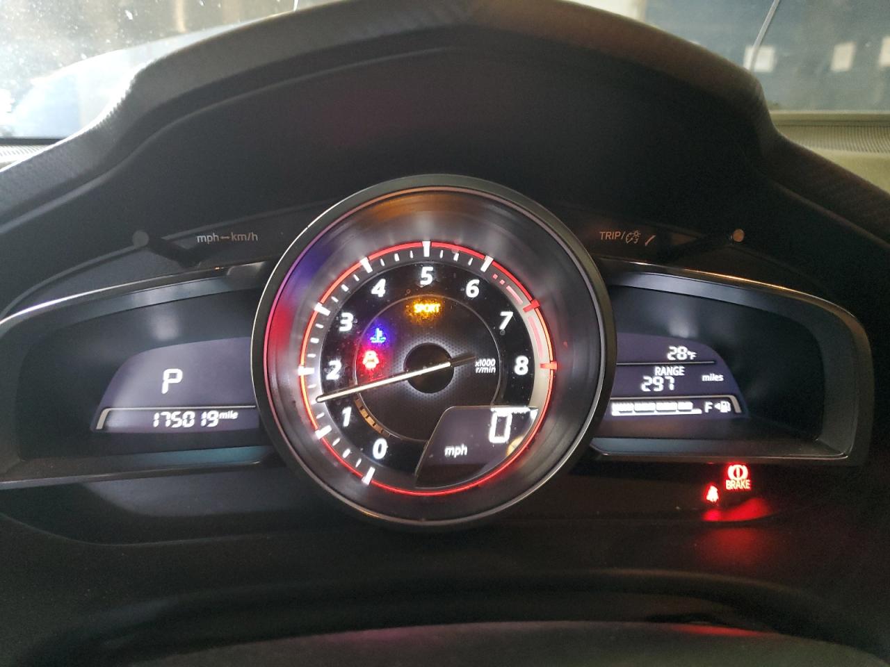 2015 Mazda 3 - Image 9