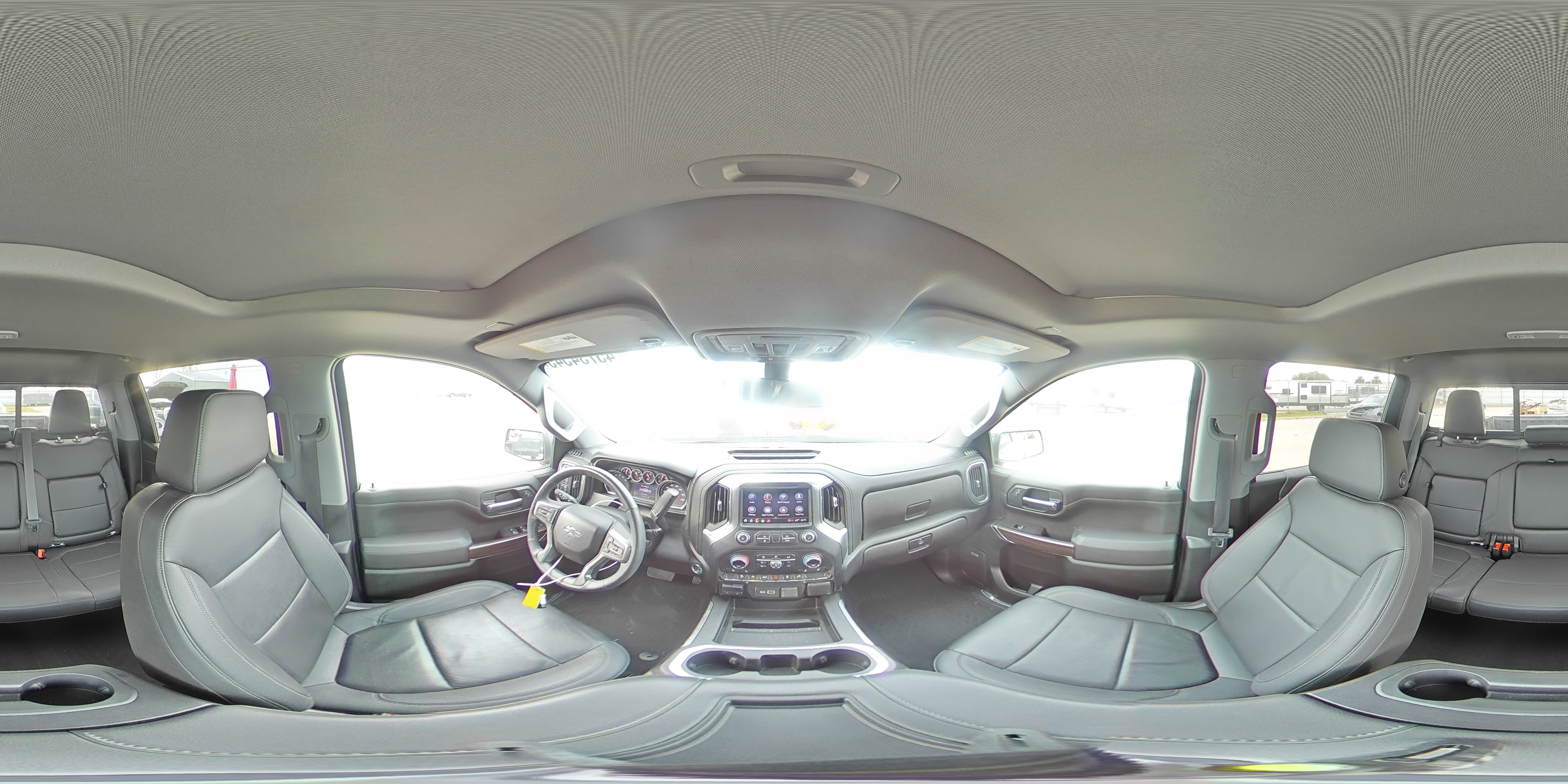 2022 Chevrolet Silverado - Image 12