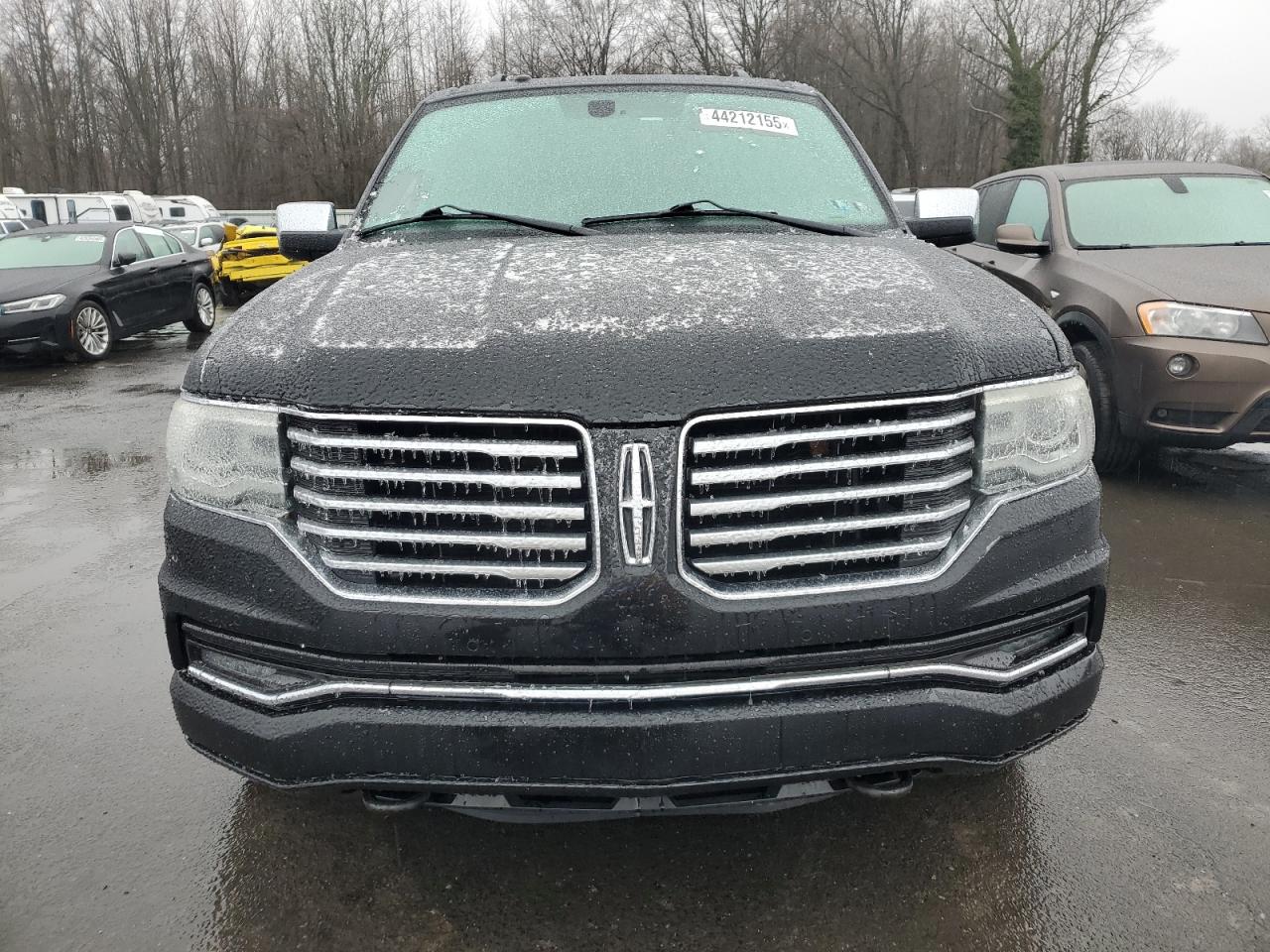 2015 Lincoln Navigator - Image 5